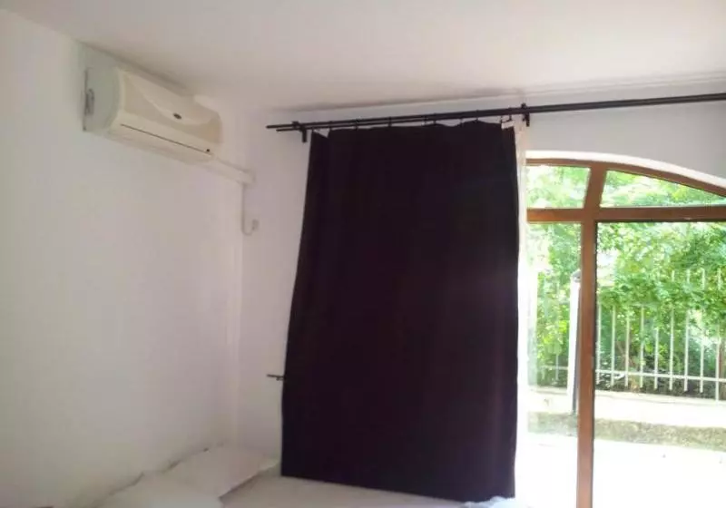 Sunny Dreams Aparthotel