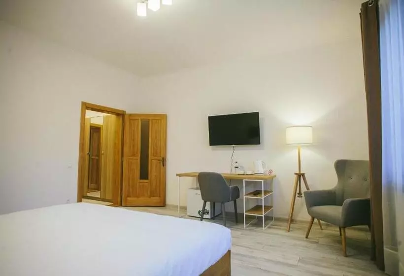 Retkeilymaja Dominion Relax Club