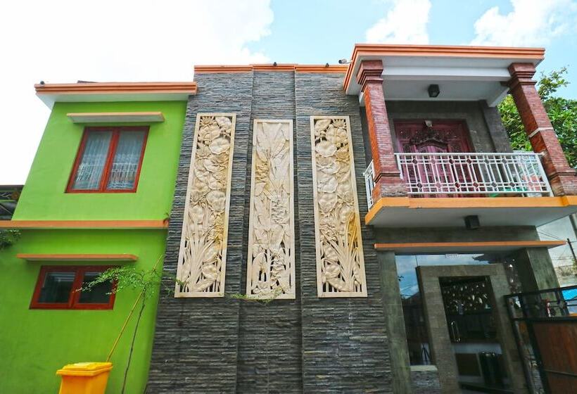 בית מלון כפרי Batukaru Garden 3