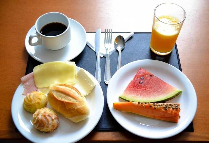 בית מלון כפרי Evidence