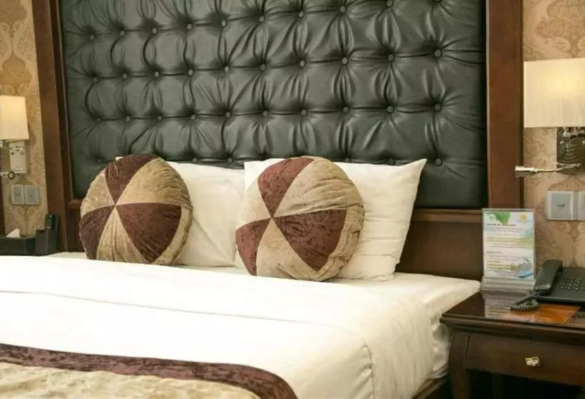 هتل May Hostel
