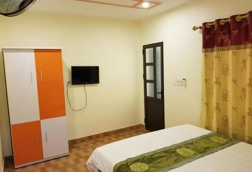 هتل May Hostel