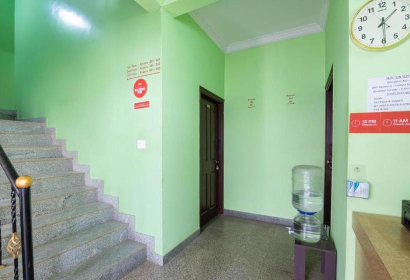 Отель Oyo 10242  Shelton Suites