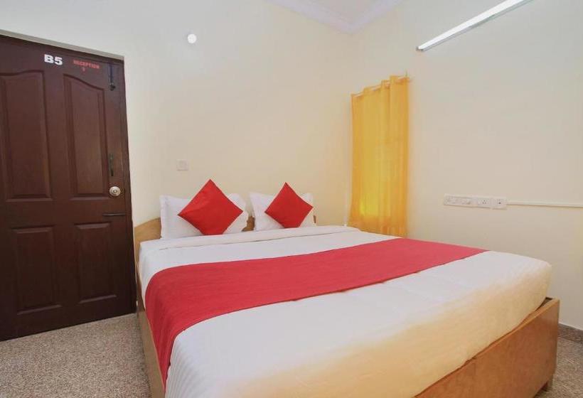 Отель Oyo 10242  Shelton Suites