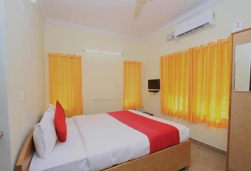 Отель Oyo 10242  Shelton Suites