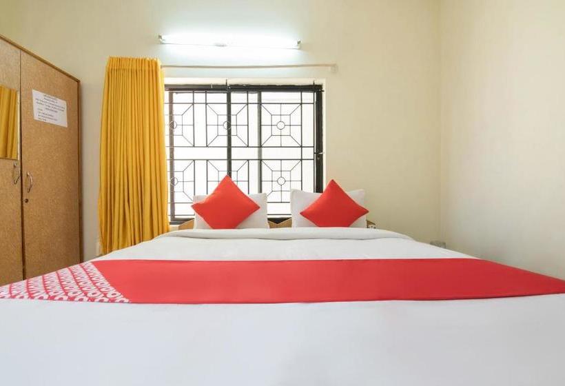 Отель Oyo 10242  Shelton Suites