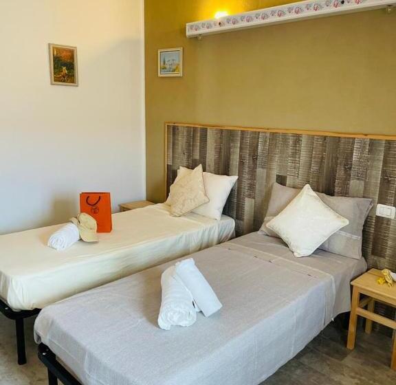 פנסיון B&b With Pool La Montaldina Piemonte