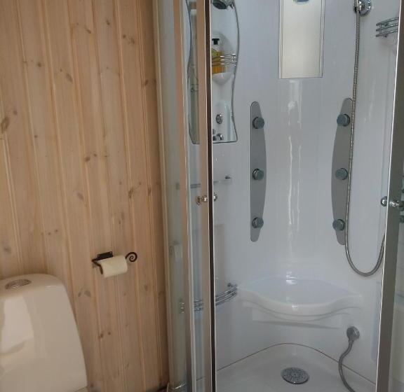 Пансион ängshyddan B&b