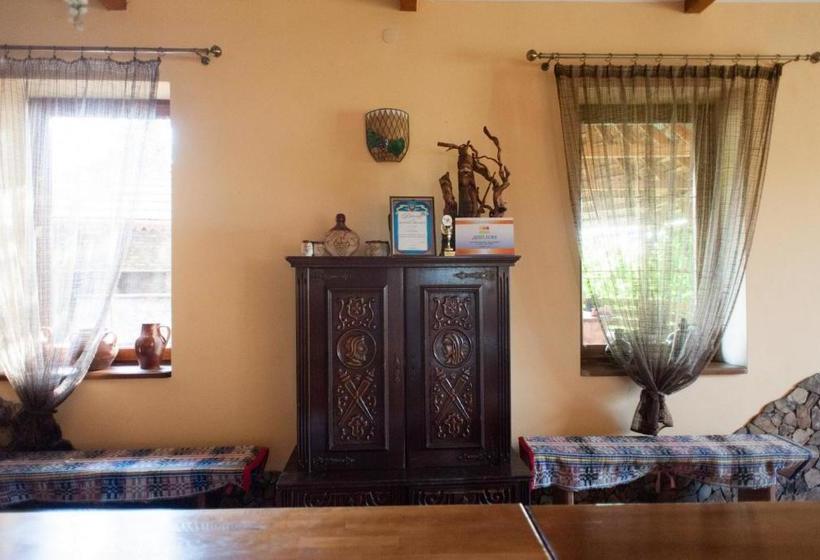 膳宿费 Polychko Winehouse