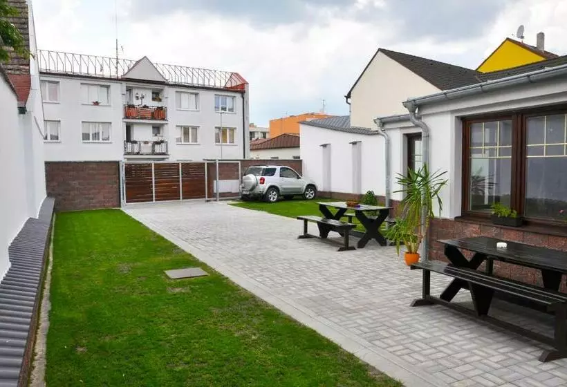 پانسیون Penzion U Třeboňského Kola