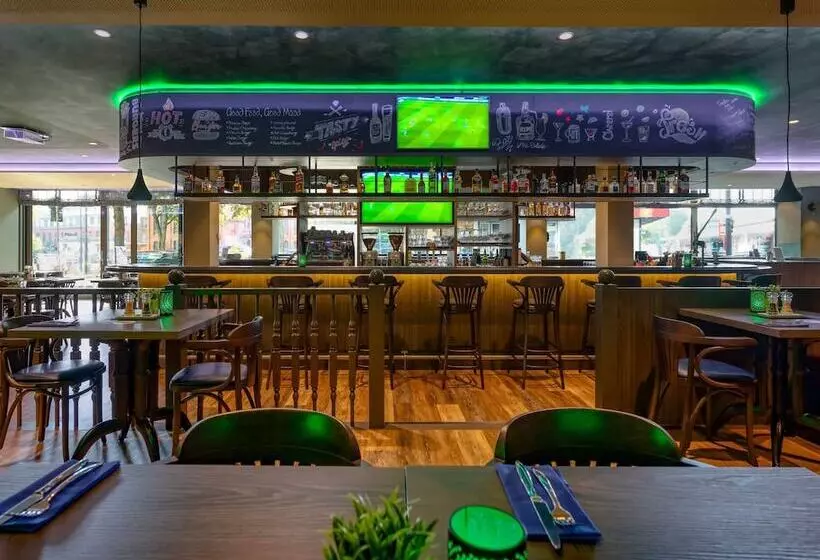 Hotelli Ibis Styles Hamburg Barmbek