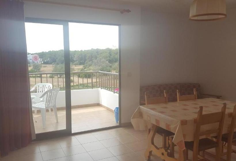 Apartamentos Mar Bella