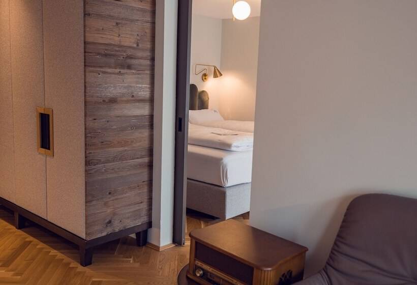 فندق Alpine Hideaway Zillertalerhof   4 Sterne Superior