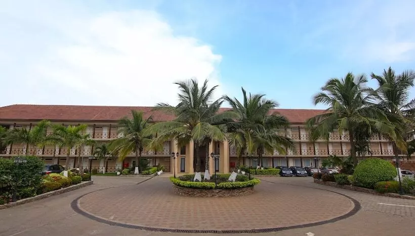 فندق Best Western Plus Accra Beach