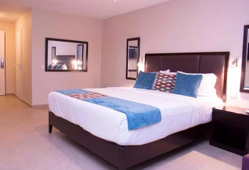 فندق Best Western Plus Accra Beach