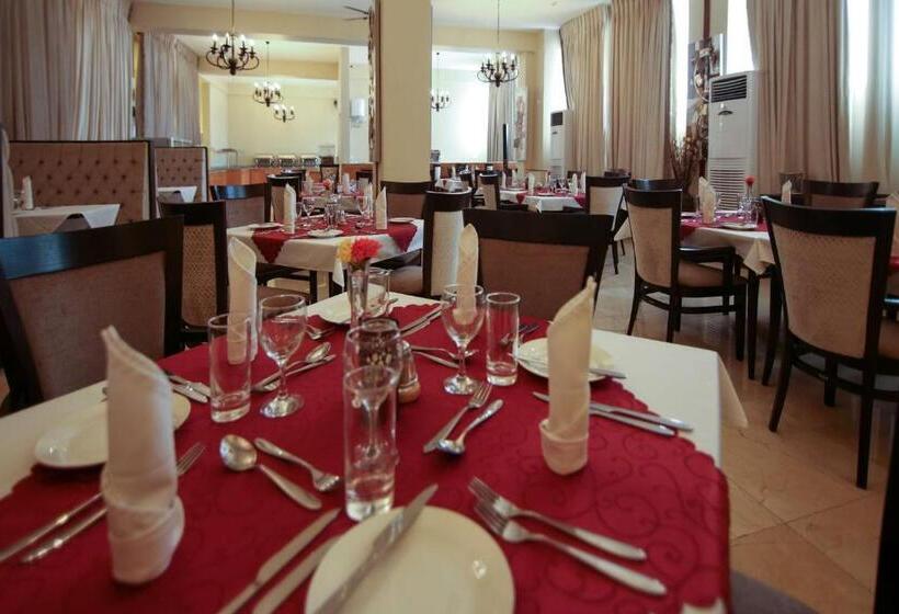 Hotel Best Western Plus Accra Beach