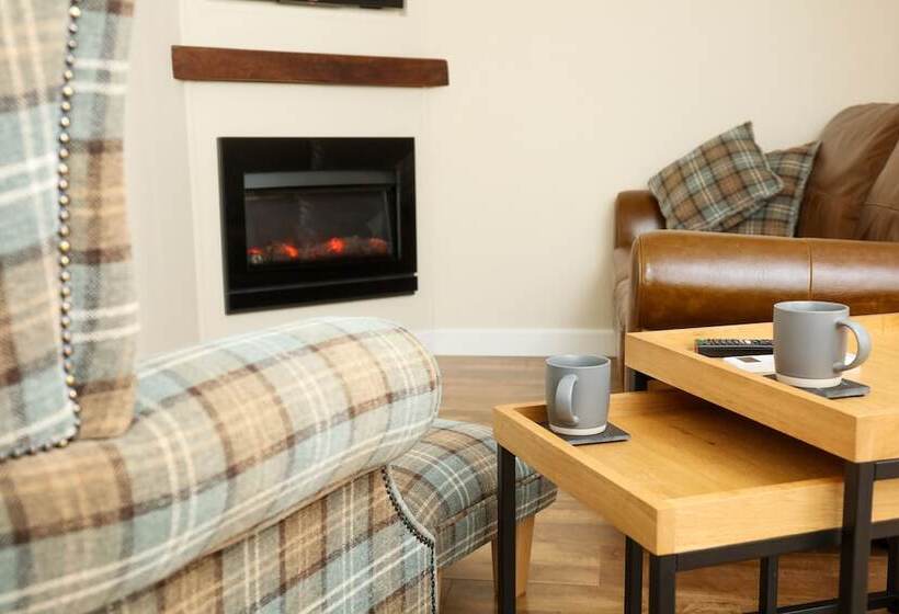 فندق Broom Hall Inn