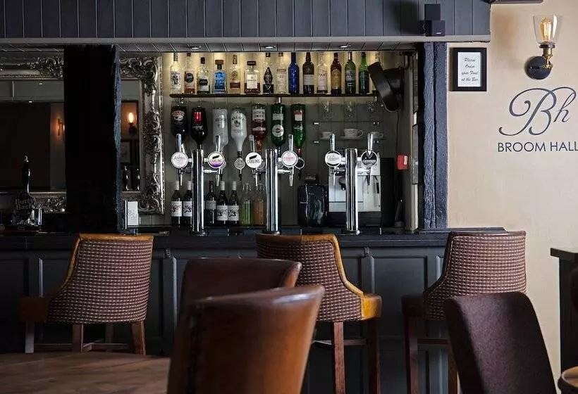 Hotel Broom Hall Inn