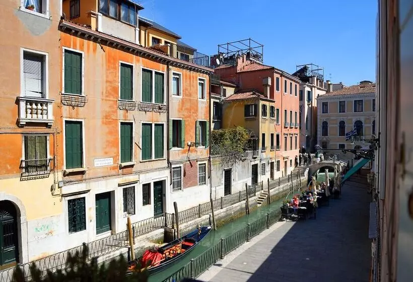 هتل Corte Dei Greci