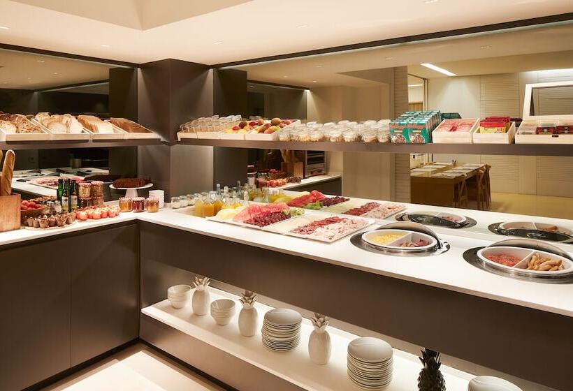 هتل Denit Barcelona