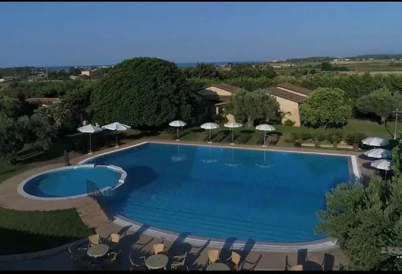 هتل Fattoria Il Borghetto