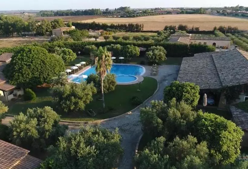 هتل Fattoria Il Borghetto