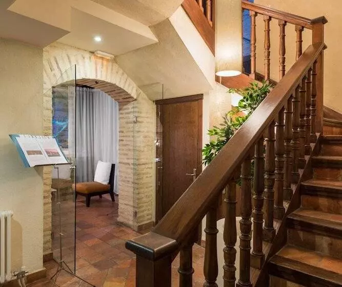 Gar Anat Hotel Boutique