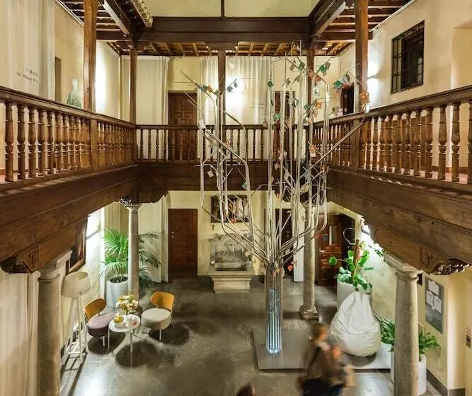 Gar Anat Hotel Boutique