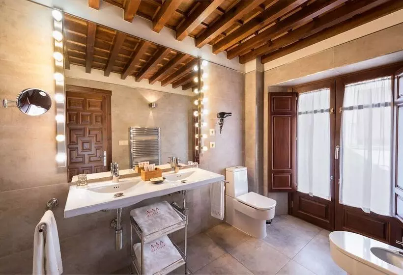 Gar Anat Hotel Boutique