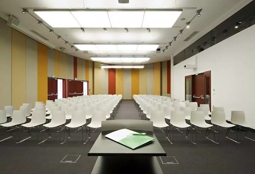 호텔 Kyriad Vienna Altmannsdorf