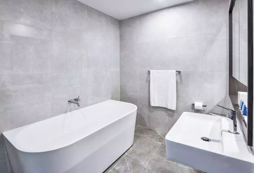 ホテル Meriton Suites George Street, Parramatta