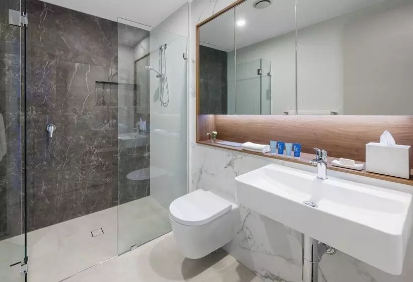 ホテル Meriton Suites George Street, Parramatta