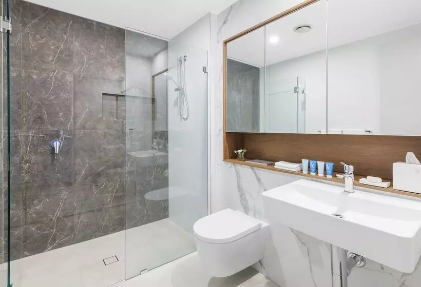 ホテル Meriton Suites George Street, Parramatta