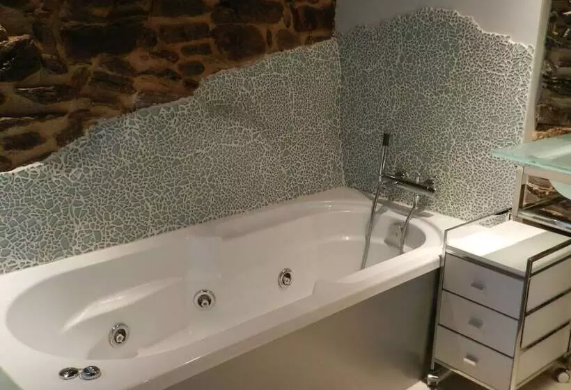 هتل Posada Real La Pascasia