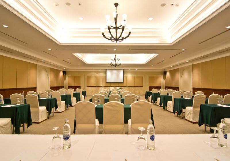 Hotel Ravindra Beach Resort & Spa Sha Extra Plus