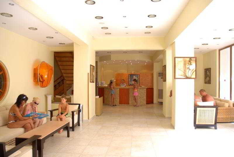 Отель Roda Garden Village