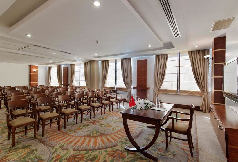 בית מלון כפרי Saphir Resort & Spa