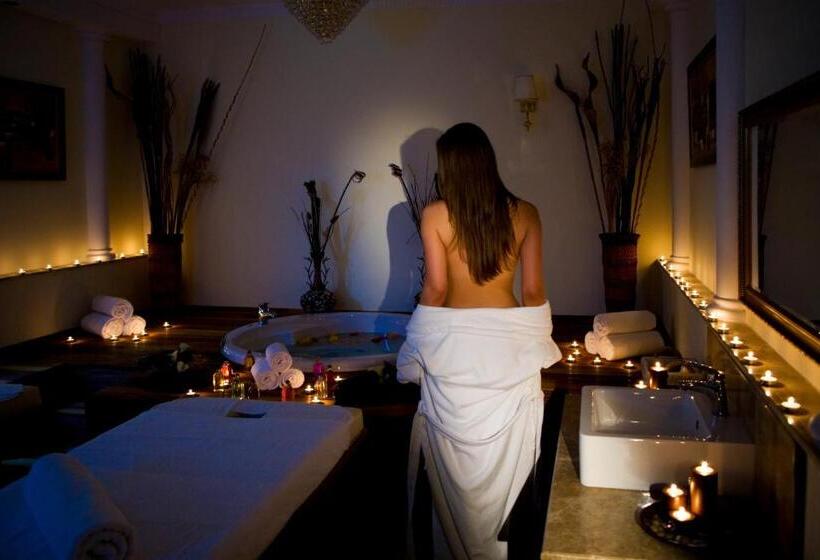 בית מלון כפרי Saphir Resort & Spa