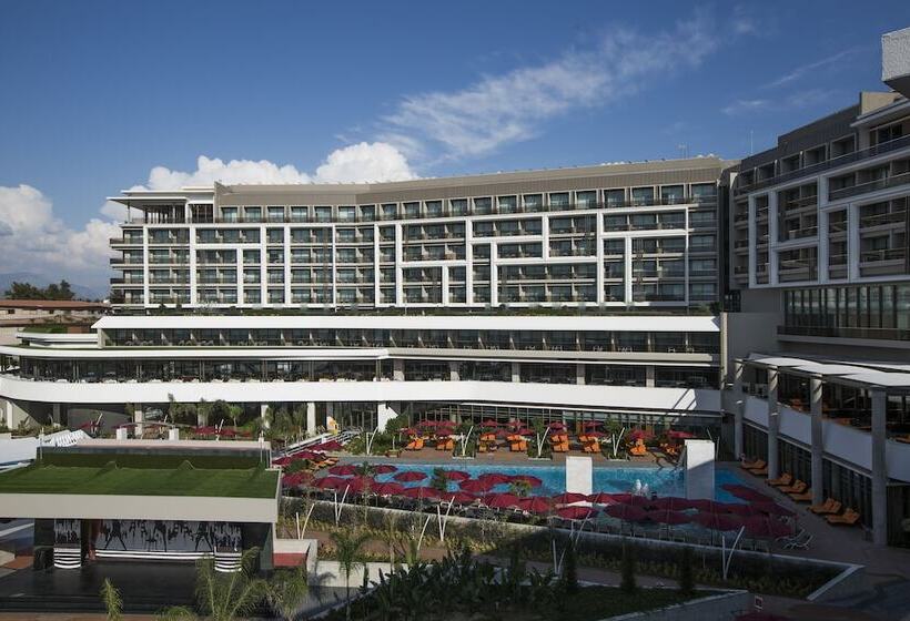 The Sense De Luxe Hotel – All Inclusive