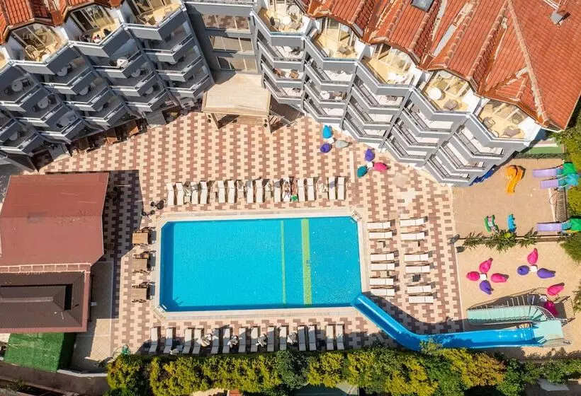 Hotel Club Selen Icmeler