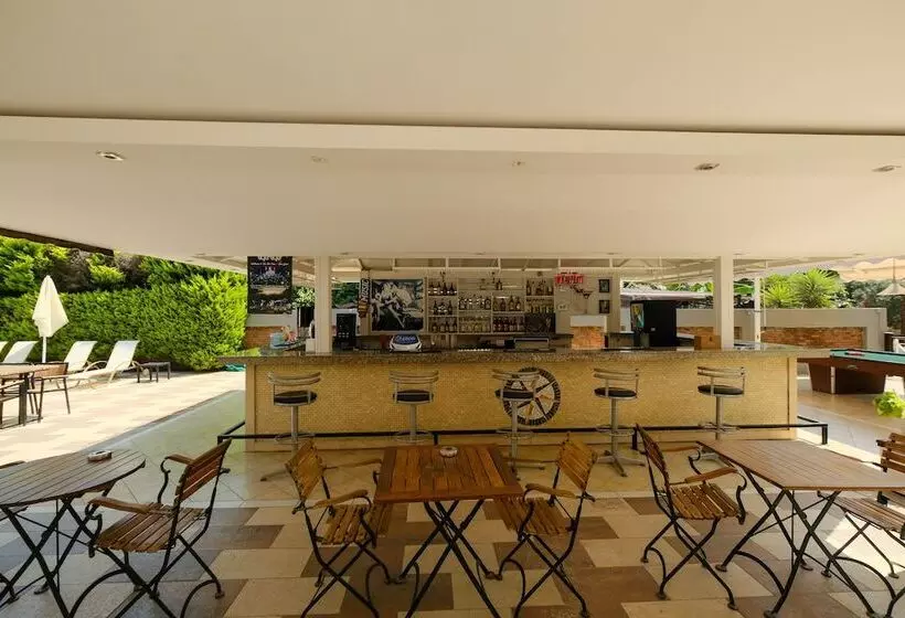 Hotel Club Selen Icmeler