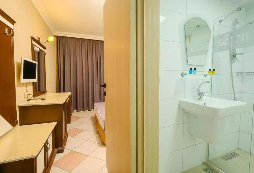 Hotel Club Selen Icmeler