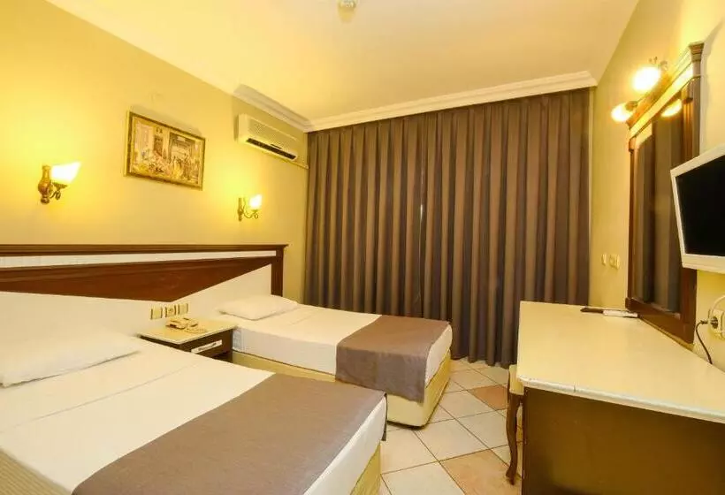 Hotel Club Selen Icmeler