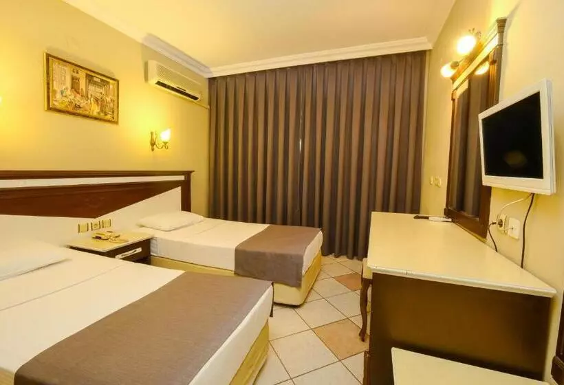 Hotel Club Selen Icmeler