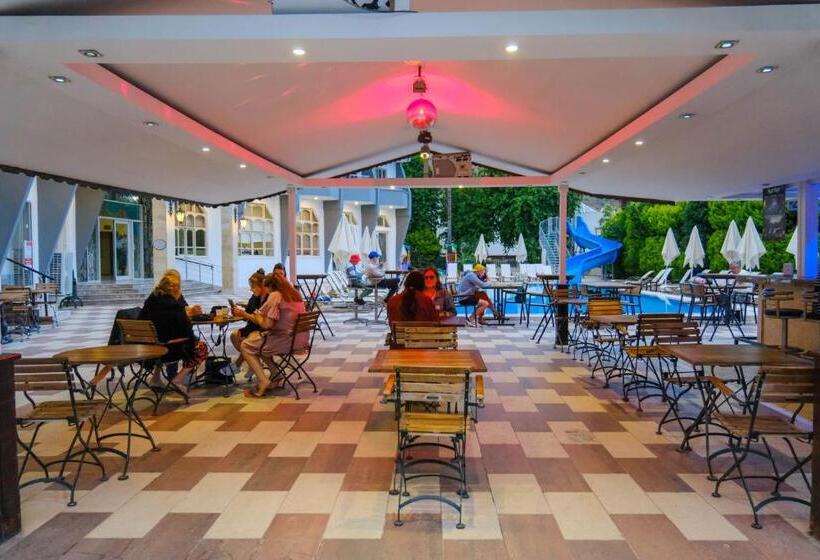 فندق Club Selen Icmeler