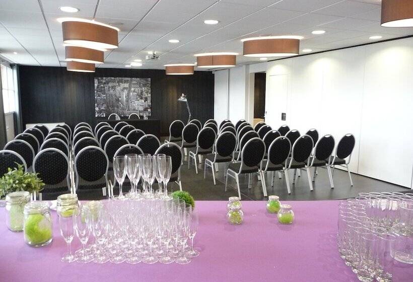 Отель Clos De La Vaupalière Rouen