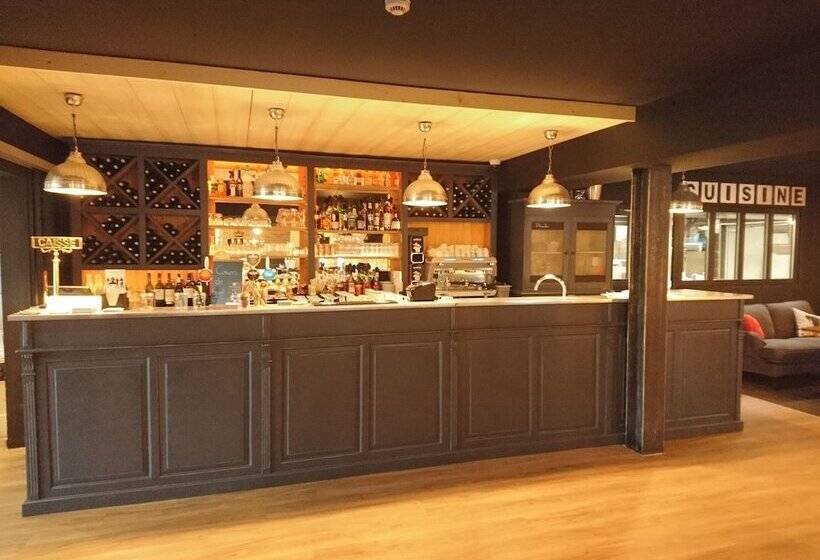 Отель Clos De La Vaupalière Rouen