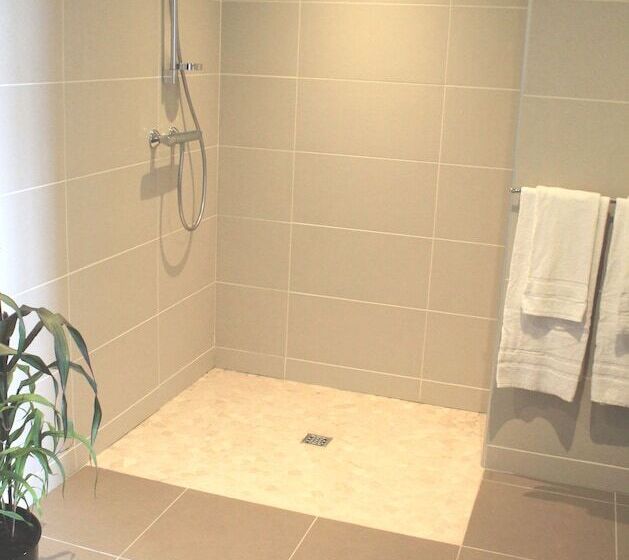 Отель Clos De La Vaupalière Rouen