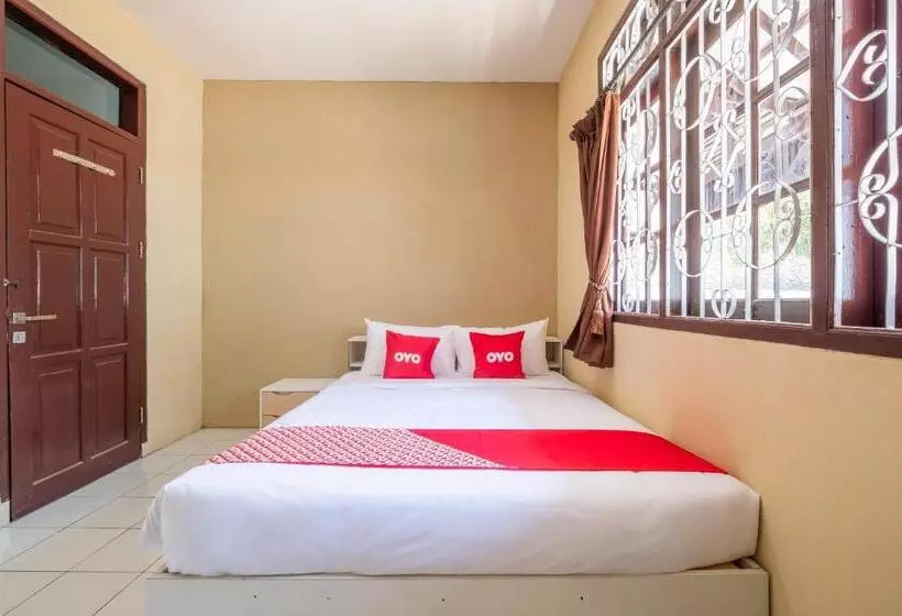 ホテル Oyo 1568 Stasiun Ka Cirebon Guest House