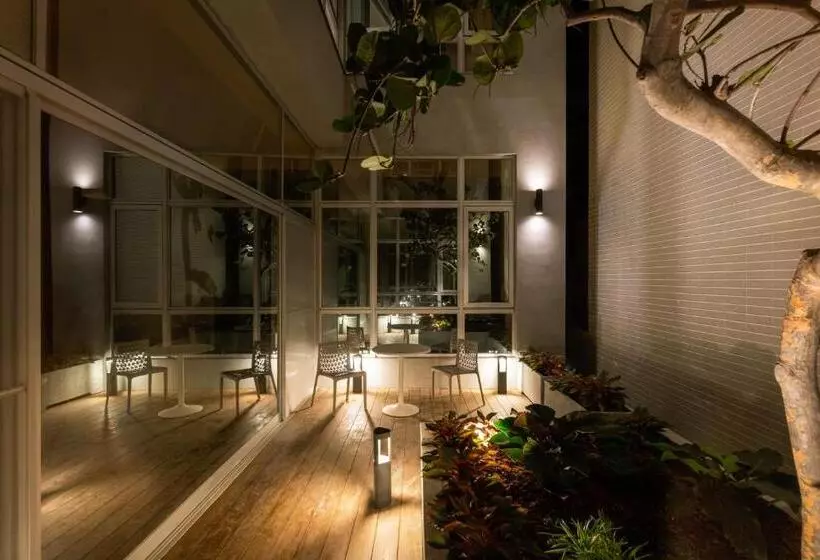 تختخواب و صبحانه Ren House大仁哥文旅